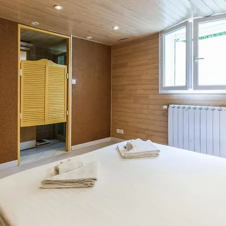 Comfortable House Near The In * Biarritz